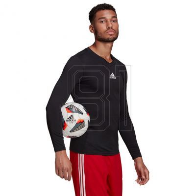 3. Adidas Team Base Tee M GN5677