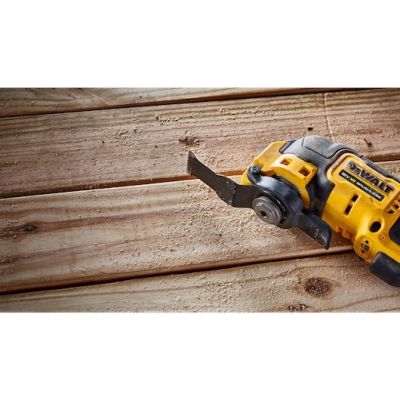 4. DeWALT DCS353D2-QW Akku-Universalschneidemaschine