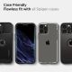 5. Spigen Glas.tR EZ Fit Panzerglas für iPhone 13 / 13 Pro / 14 / 16e / 17e - 2 Stück.