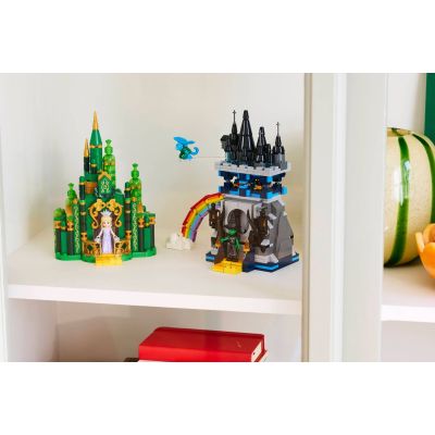 8. LEGO® EMRLD CITY & KIAMO CASTLE 75689