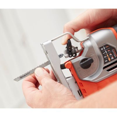 11. Black & Decker BES610K-QS 650W Elektro-Stichsäge