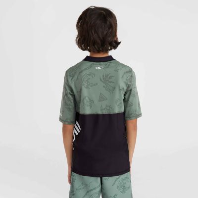 8. O'Neill UV Mix & Match Cali First 13'' Badeshortscrazy Skin Jr T-Shirt 92800613842
