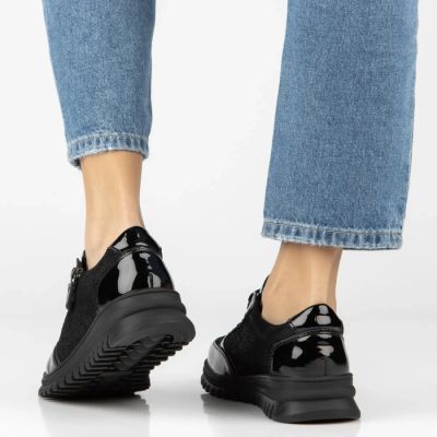 7. Filippo DP8105 Keilschuhe aus Lackleder in Schwarz