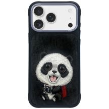 Nimmy Big Eyed Pet 2.0 Panda Hülle für iPhone 17 Pro - Schwarz