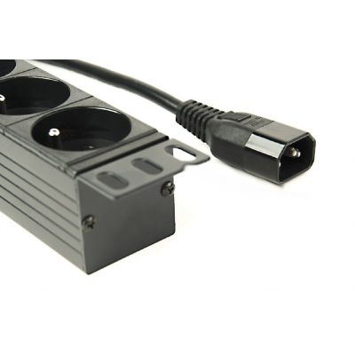 3. GEMBIRD Rack-Steckdosenleiste 19" PDU EG-PDU-014-FC14, 1U, 16 A, 8 französische Steckdosen, C14-Stecker, 3-m-Kabel