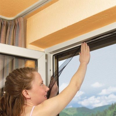 6. Moskitonetzfenster 150 x 180 cm, weißes Polyester + Klettband