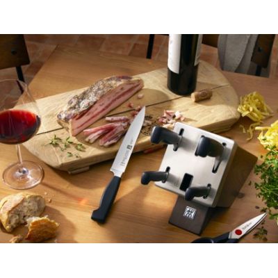 20. ZWILLING Four Star 35145-007-0 Selbstschärfendes Messerset, 7-teilig, Schwarz