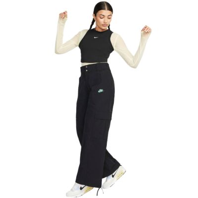 10. Nike Sportswear Chill Knit Damen-T-Shirt Weiß FB8279 100