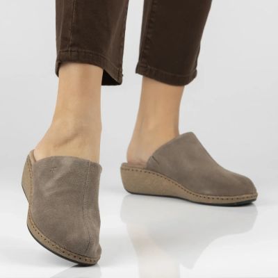 8. Filippo DK7567 Keilsandalen aus taupefarbenem Leder