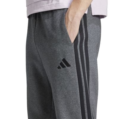 4. adidas Essentials Fleecehose JW1893