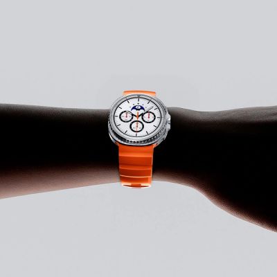 13. Spigen WBS2 Armband für Samsung Galaxy Watch 40/44/46 mm – Orange