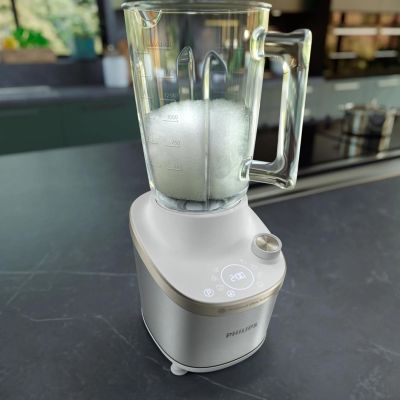 19. PHILIPS HR3760/01 Standmixer