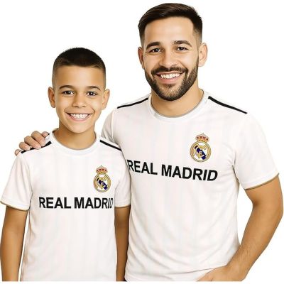 4. Real Madrid Junior Set Trikot und Shorts RM1KTK124