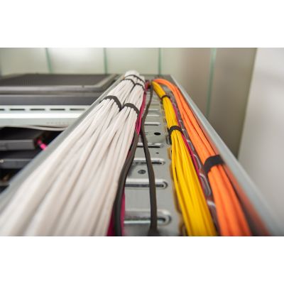 2. Digitus Installationskabel Cat.5e, U/UTP, Eca, AWG 24/1, PVC, 100 m, Grau, Karton