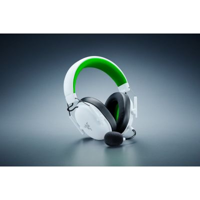 6. Razer BlackShark V3 X HyperSpeed Kabelloses Gaming-Headset mit Bügel, USB Typ-C, Bluetooth, Weiß