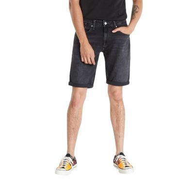 4. Tommy Jeans Ronnie Short M DM0DM12738