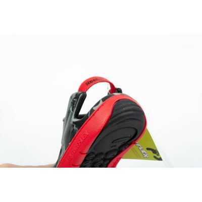 7. Reebok Ventureflex Jr CM9149 Sandalen