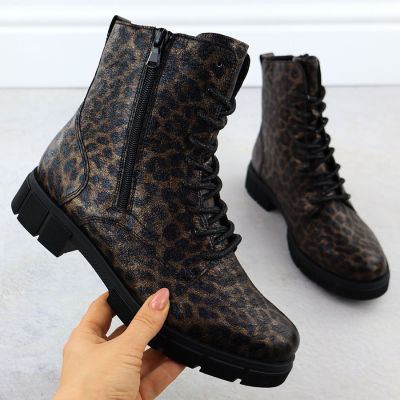 2. Braune Damen-Arbeitsstiefel mit Leopardenmuster Rieker Remonte D2S72-90