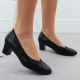 6. Schwarze Damen-Pumps aus Leder mit niedrigem Absatz, Modell Rieker 44650