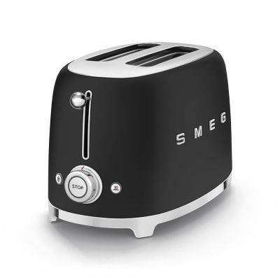 3. SMEG TSF01BLMEU Toaster