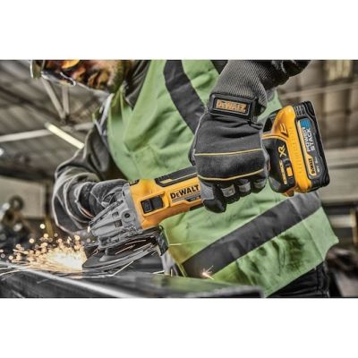 3. DeWALT DCG405H2T-QW Bodenpoliermaschine/Schleifmaschine