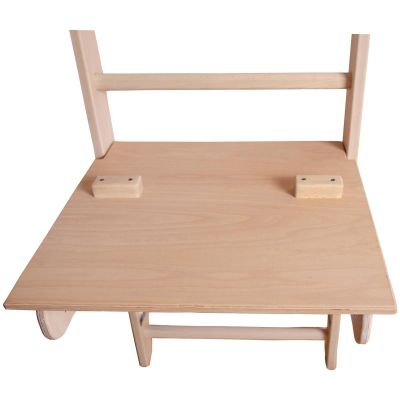 29. Eine Tischabdeckung für eine Holzleiter für eine Klimmzugstange Bank K BT204