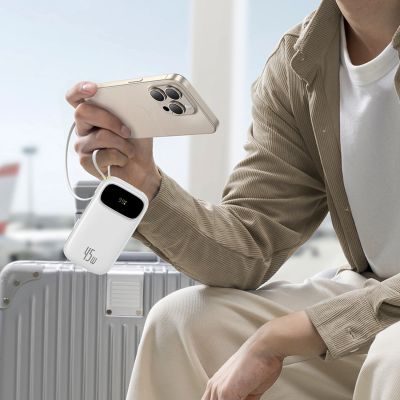 4. Baseus EnerFill FC31 Qpow 3 10000mAh 45W Powerbank mit Digitalanzeige, USB-C- und Lightning Kabeln – Weiß