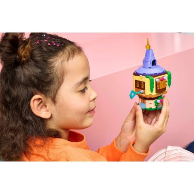 14. LEGO Disney 43294 – Rapunzels kleiner Turm