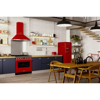15. SMEG TSF01RDEU Toaster