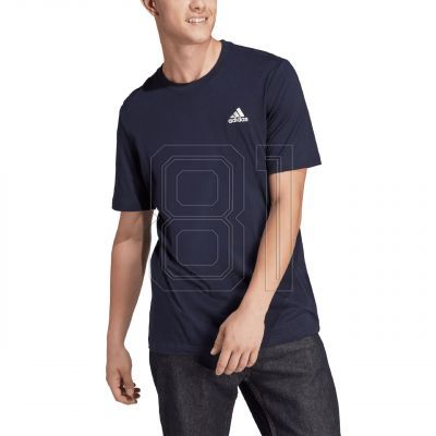 5. adidas Essentials Jersey, gesticktes kleines Logo, M, HY3404