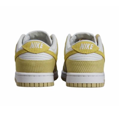 8. Nike Wmns Dunk Low Sneaker für Damen - FN7167-700