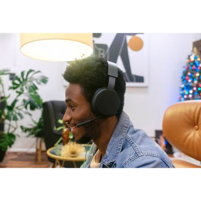 29. Microsoft XBOX Headset 8LI-00002