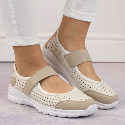 19. Bequeme Rieker W RKR575A Lochmusterschuhe, beige