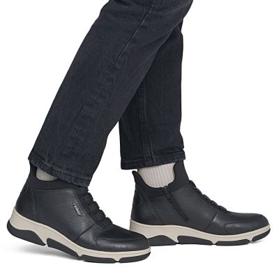 6. Schwarze, gefütterte Damen-Ankle-Boots aus Leder von Rieker (Modell L5651-01)