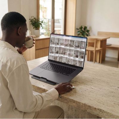 14. Spigen SlimFold LD201-S8 Laptopständer – Grau
