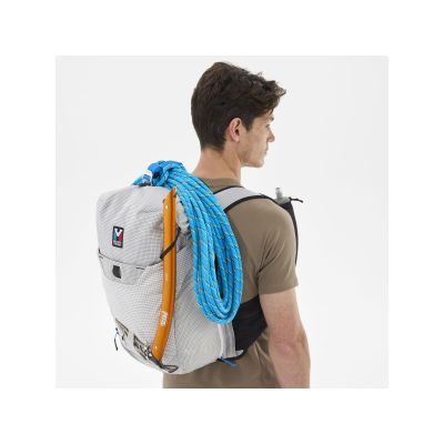 6. MILLET Trilogy Sky 25+ Rucksack Weiß