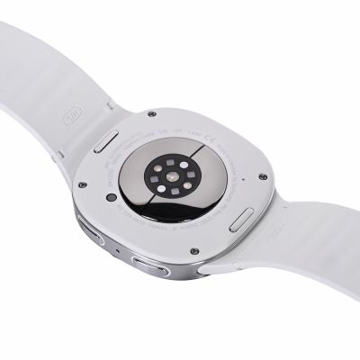 6. Smartwatch Samsung Galaxy Watch 8 (L335) LTE AMOLED 44mm Silber