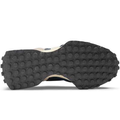 3. New Balance U327WRJ Sportschuhe