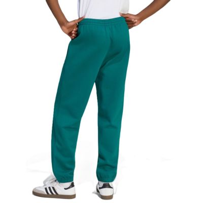 2. adidas Essentials Regular Originals Hose KV9315