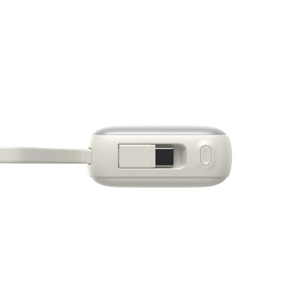 6. Joyroom JR-PBF27 10000 mAh 22,5 W Powerbank mit integrierten USB-C- und Lightning Kabeln - Weiß