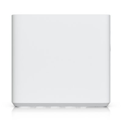 8. Ubiquiti UNAS 4 weiß