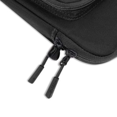9. Tech-Protect Defender Tasche für 17" Laptop - Schwarz