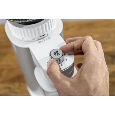 8. ZWILLING Enfinigy Kaffeemühle - Silber