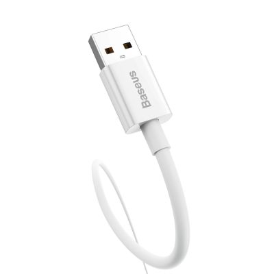 3. Baseus Superior Series USB-A-auf-USB-C-Kabel (100 W, 1,5 m, Weiß)