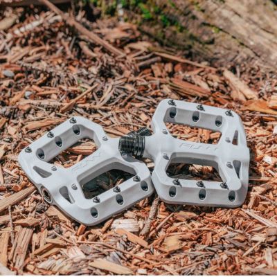 2. FUNN TAIPAN S Pedale grau