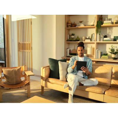 8. Kobo Elipsa 2E 10,3" 32GB Wi-Fi Schwarzer E-Book-Reader