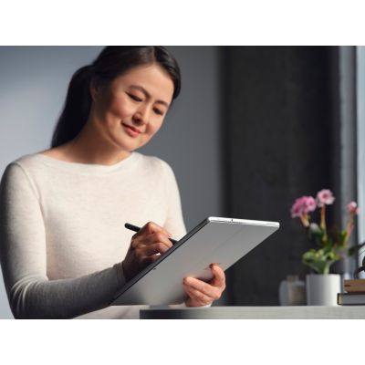 8. Microsoft Surface Slim Pen 2, schwarz