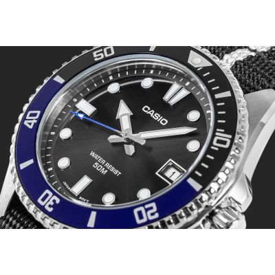 11. Herrenuhr CASIO MDV-10C-1A2VEF + Box