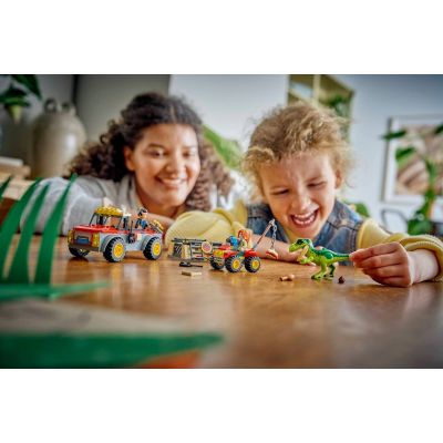 6. LEGO Jurassic World 77978 – Baby-T.-Rex-Transporter