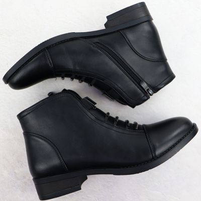 20. Schwarze Damen-Arbeitsstiefel mit Socken Sabatina